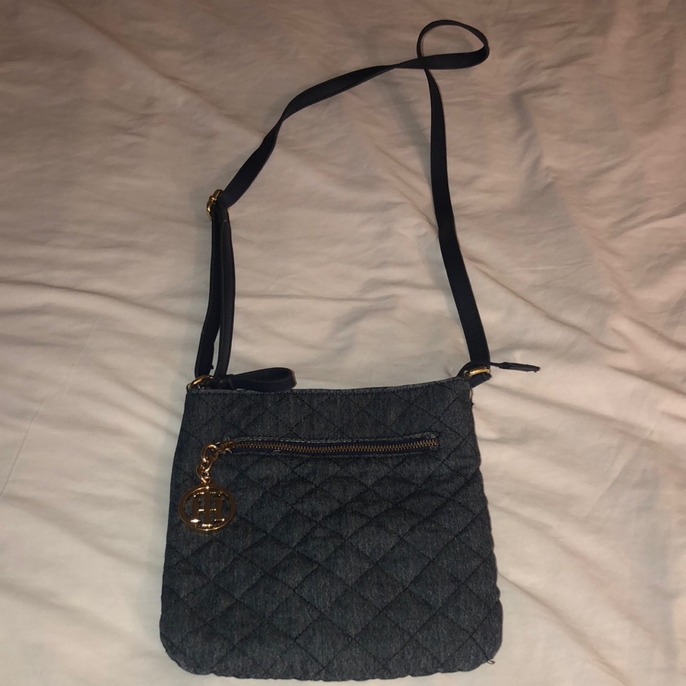 Crossbody purse